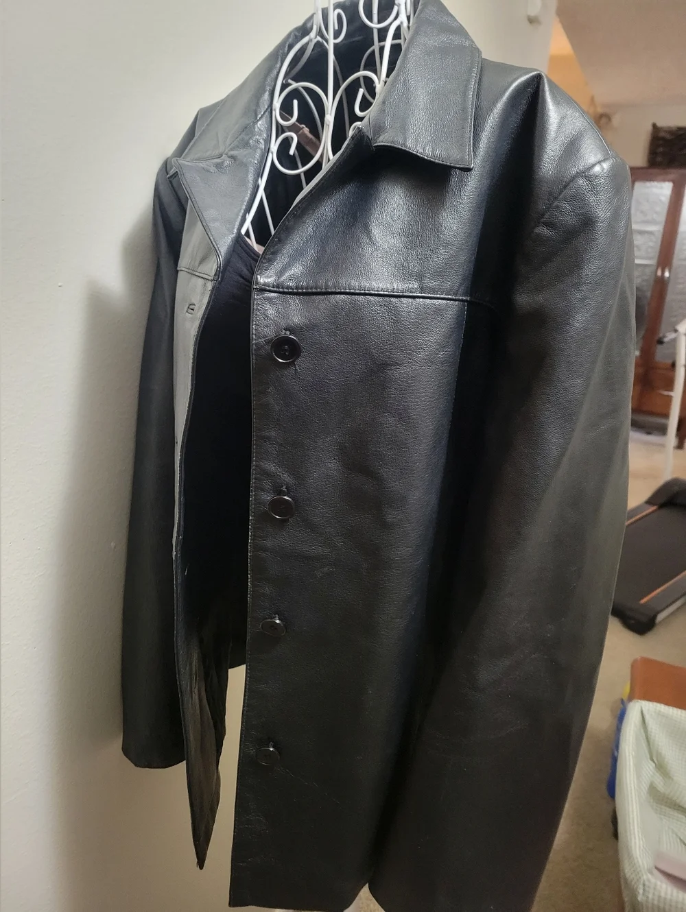 Leather Jacket - Picture 4 of 10